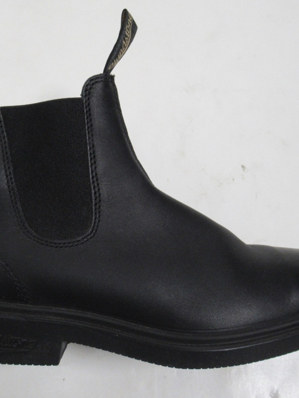 Blundstone Unisex Dress Chelsea Boots Black #063 Chisel Toe 7 US M / 9 US W